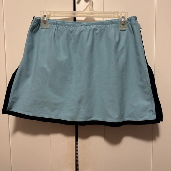 NIKE Powder Blue‎ with Navy Trim Elastic Waist Pull On Tennis Skort size M 8-10 - Picture 2 of 10